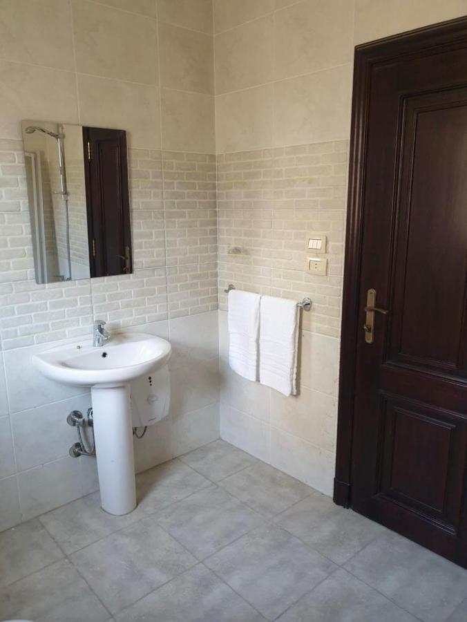Apartment Rentrific Cairo