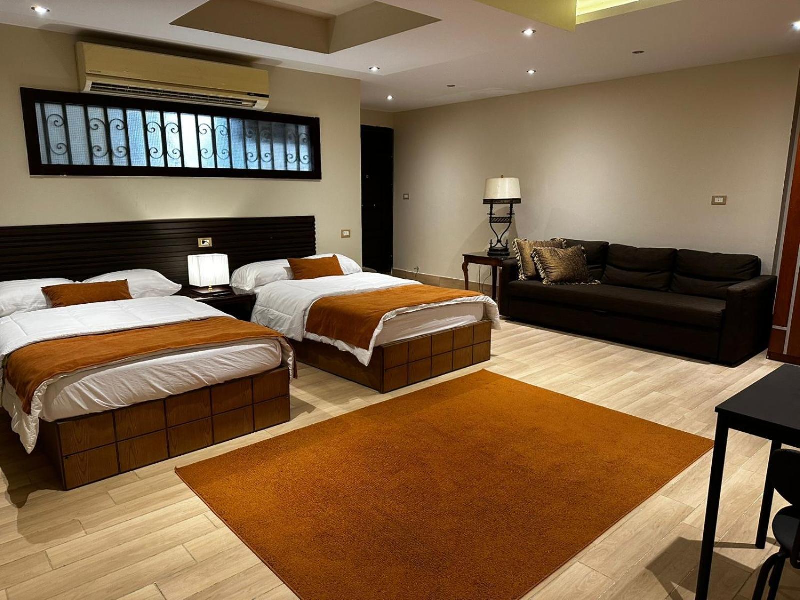 Rentrific Apartment *