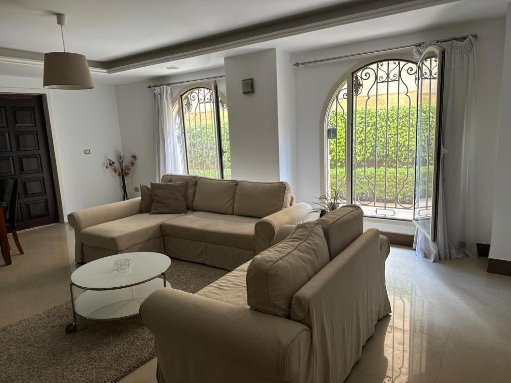 Apartment Rentrific *