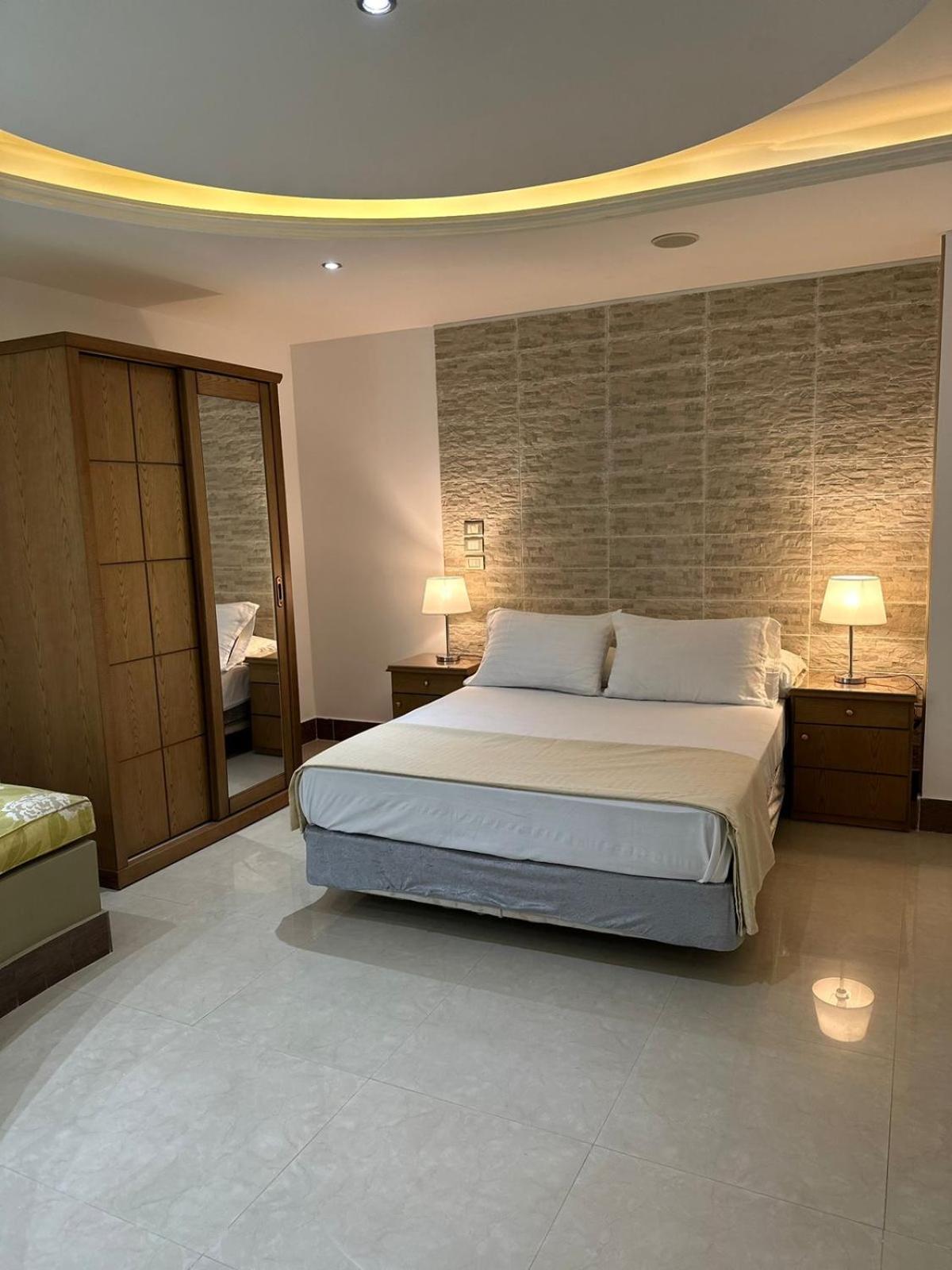 Apartment Rentrific *